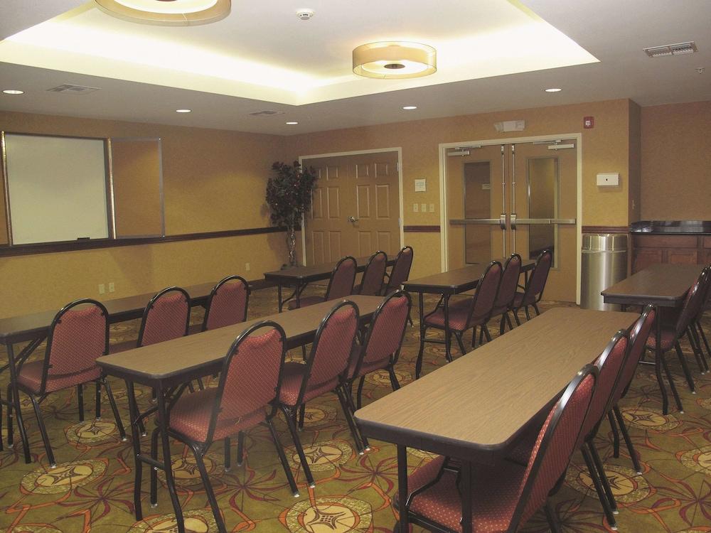 La Quinta By Wyndham Lawton / Fort Sill Екстер'єр фото
